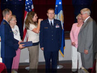 Stan Gets 2nd Lieutenant Bars